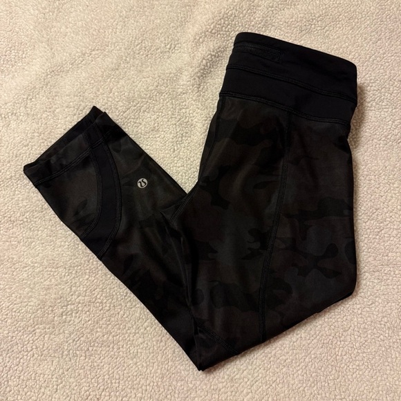 Lululemon Run: Inspire Crop II Leggings All Luxtreme Savasana Camo New Black - Picture 13 of 15
